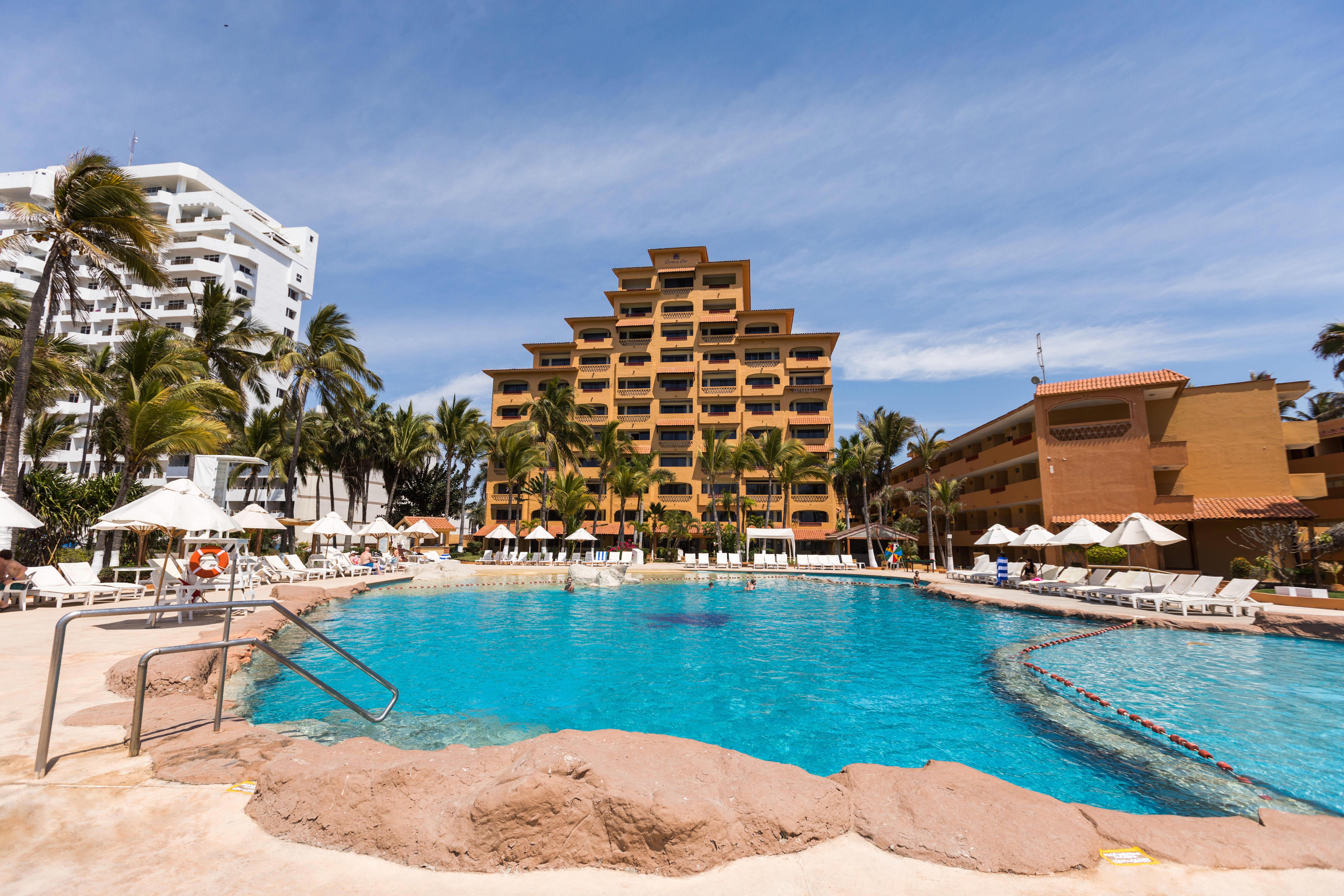 Costa De Oro Beach Hotel Mazatlan Bagian luar foto
