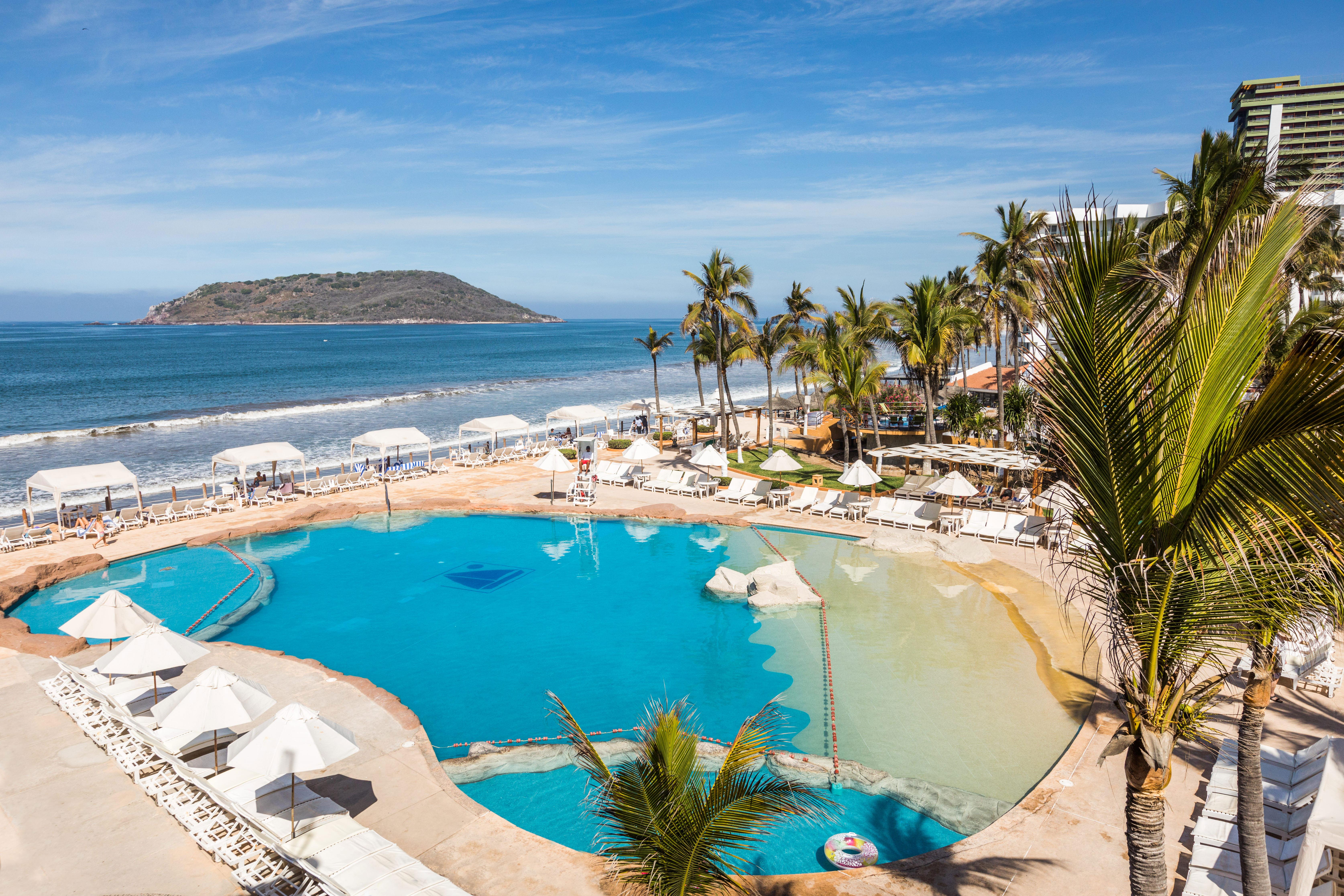Costa De Oro Beach Hotel Mazatlan Bagian luar foto