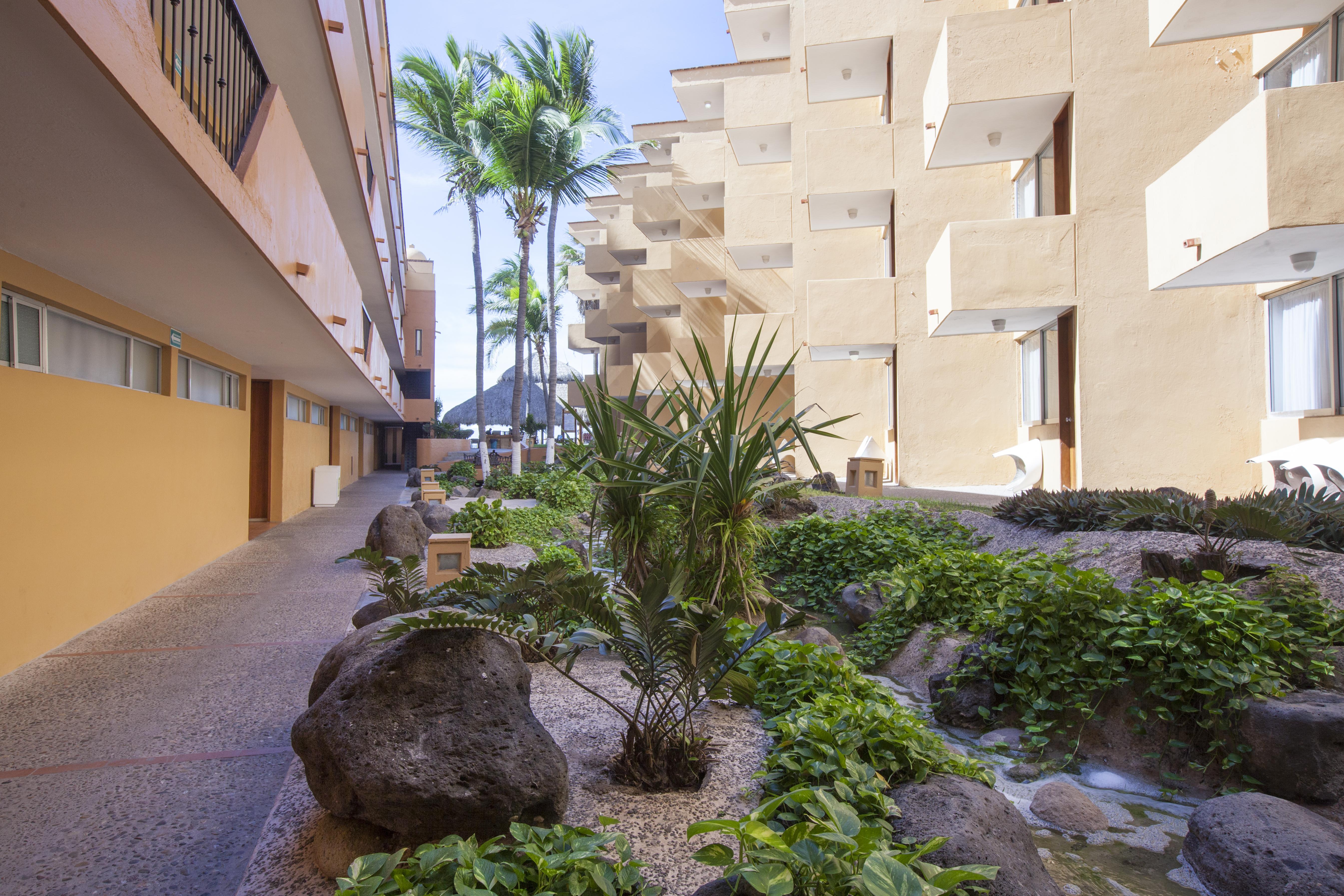 Costa De Oro Beach Hotel Mazatlan Bagian luar foto