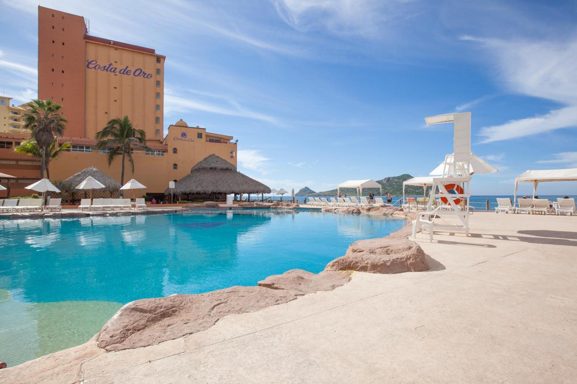 Costa De Oro Beach Hotel Mazatlan Bagian luar foto